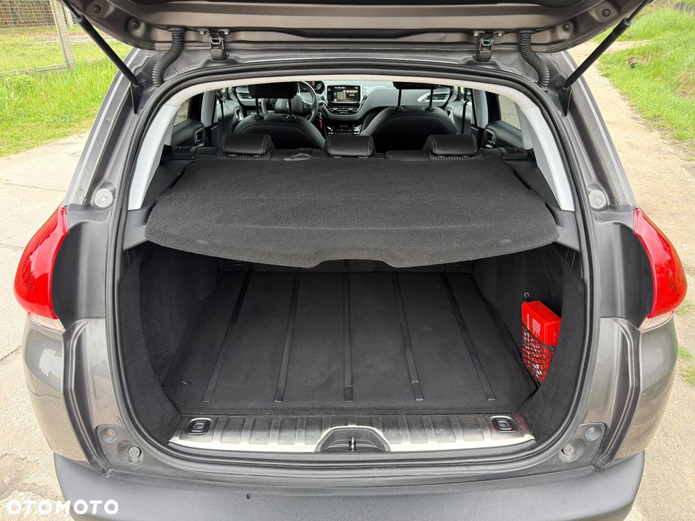 Peugeot 2008 BlueHDi FAP 120 STOP & START Allure - 21