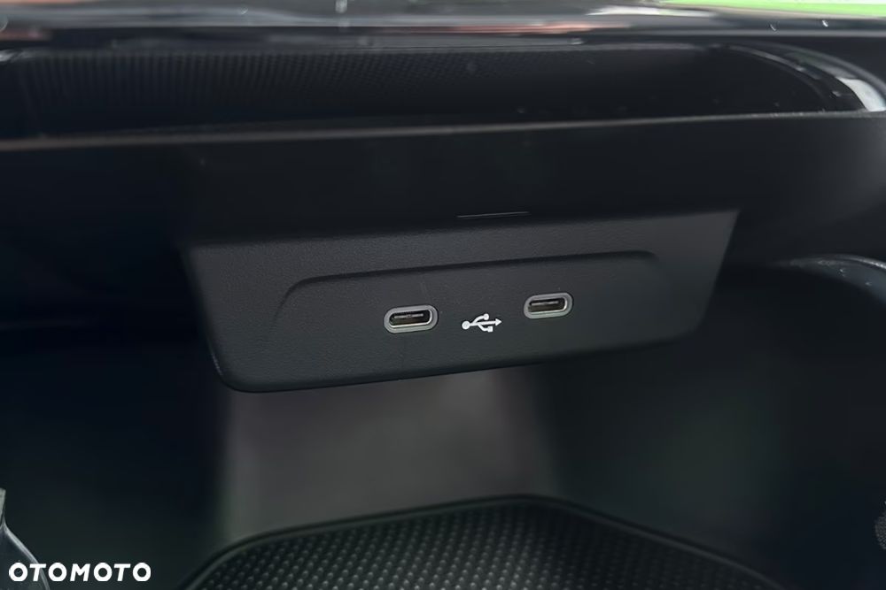 Skoda Fabia 1.0 Essence - 22