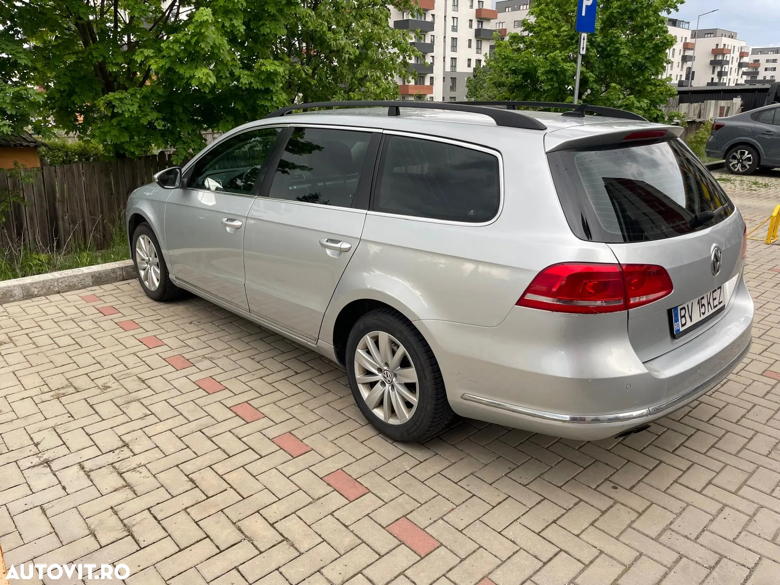 Volkswagen Passat Variant 2.0 Blue TDI SCR Comfortline - 12
