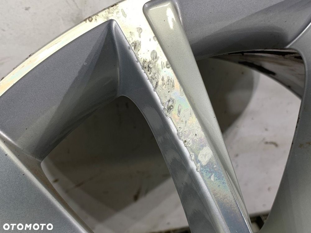 FELGA ALUMINIOWA 18 7J 5X112 57,1 ET 45     57A601025L - 2