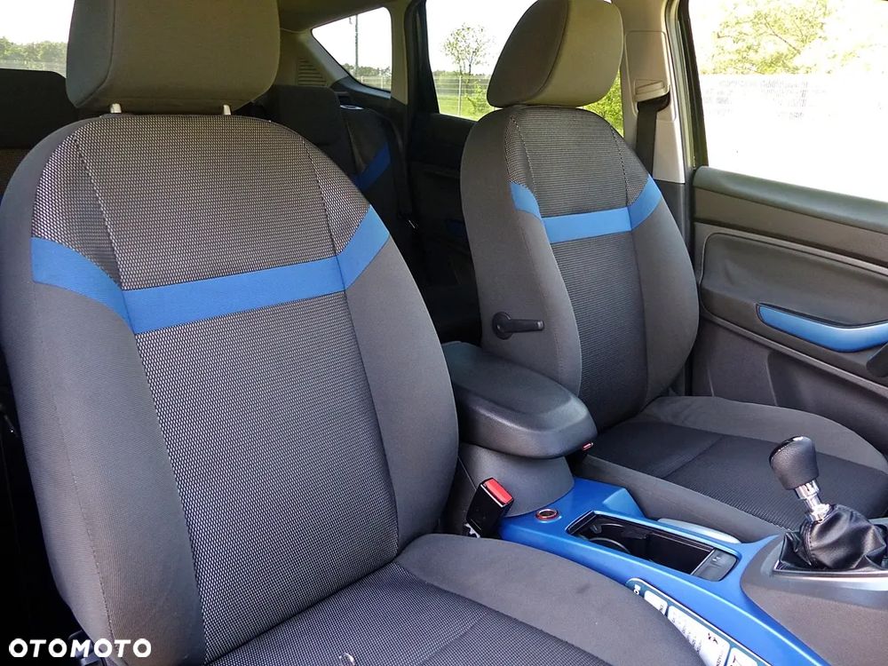 Ford Kuga 2.0 TDCi 4x4 Trend - 25
