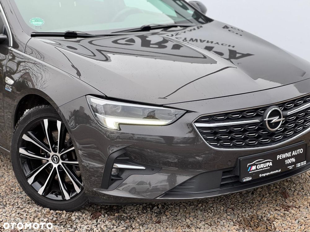 Opel Insignia - 1