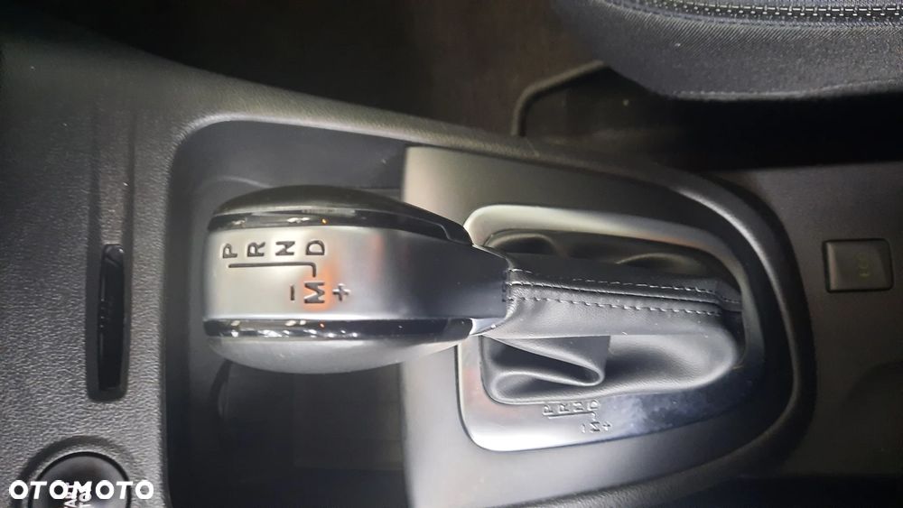 Renault Captur TCe 150 EDC GPF INTENS - 16