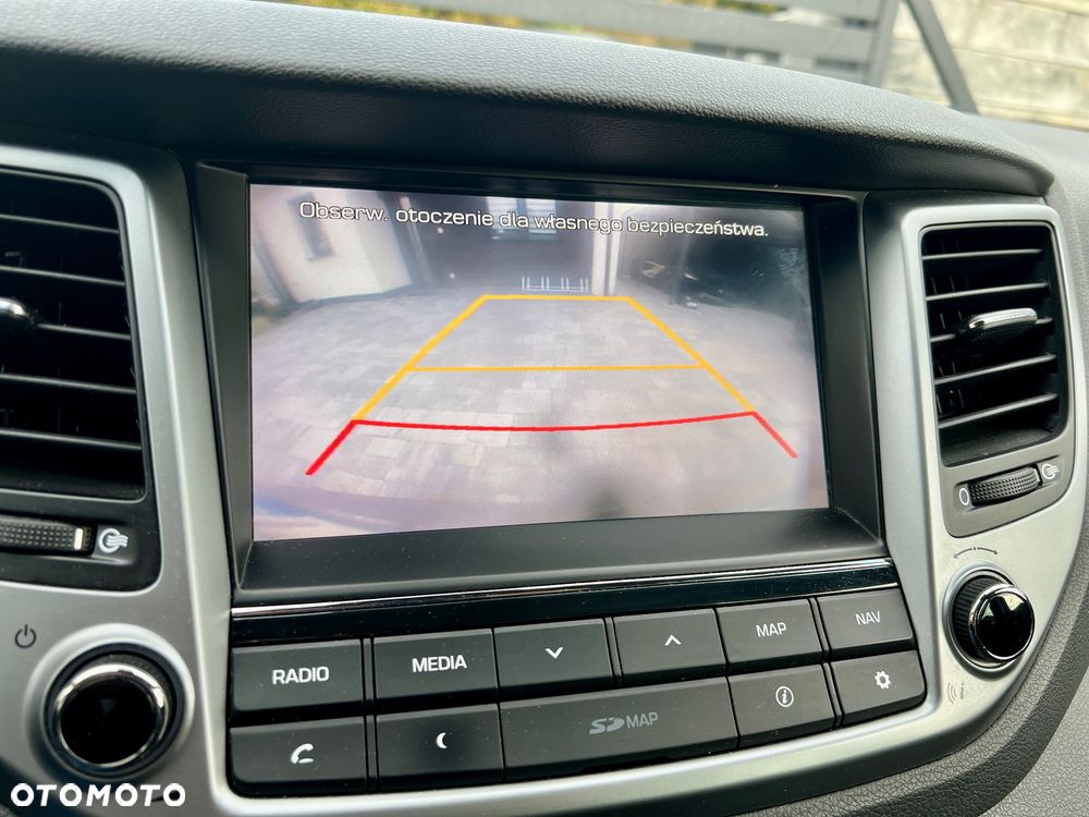 Hyundai Tucson blue 1.7 CRDi 2WD Intro Edition - 23