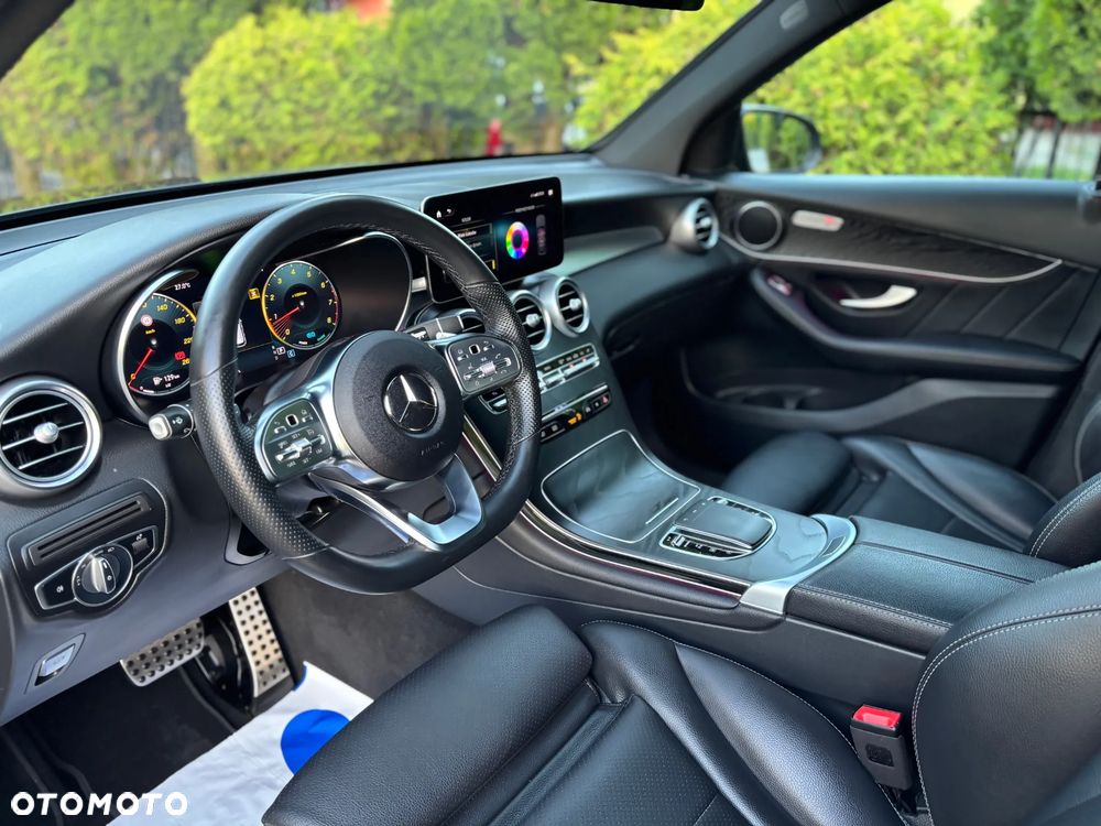 Mercedes-Benz GLC 200 4Matic 9G-TRONIC AMG Line - 25