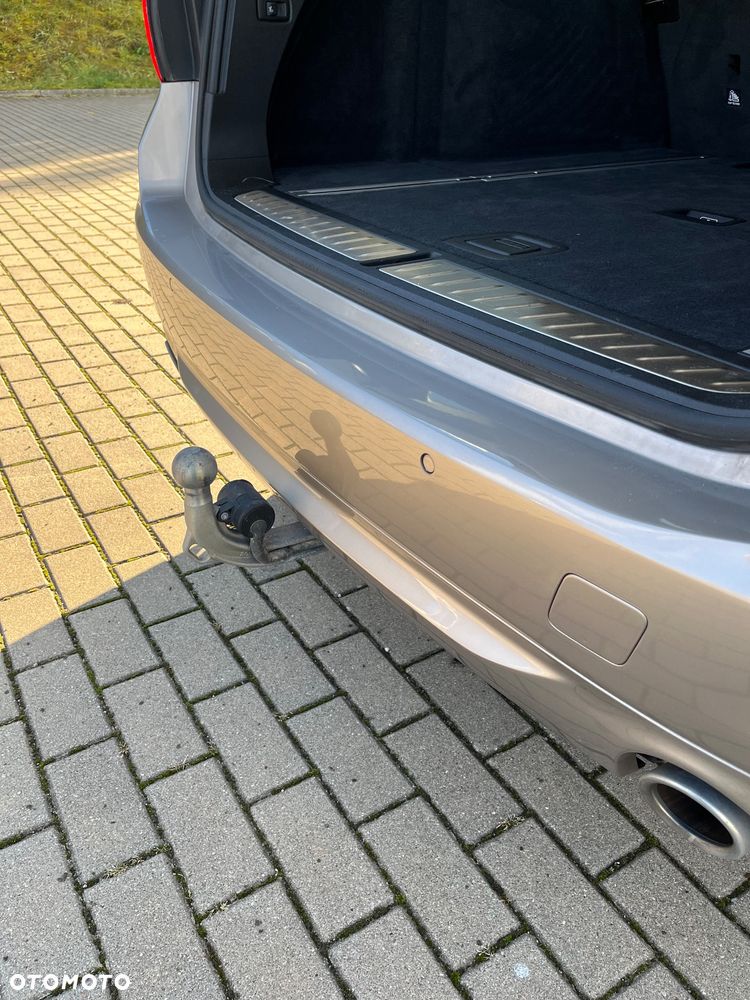 BMW Seria 5 520d xDrive - 12