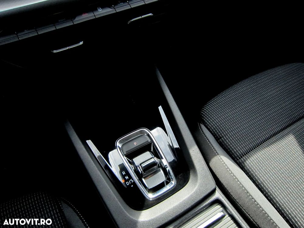 Skoda Octavia 2.0 TDI DSG Ambition - 25