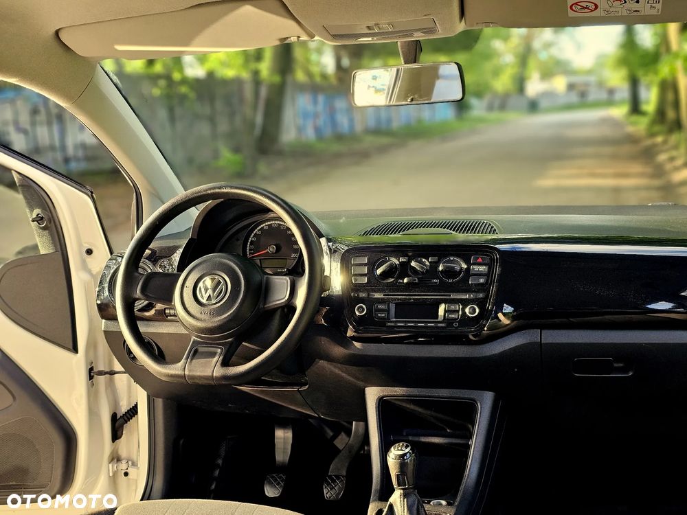 Volkswagen up! white style - 18