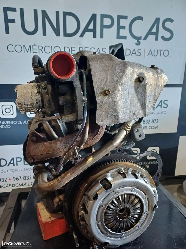 Motor Opel Movano / Renault Trafic 3.0 DCi 156Cv Ref: ZD3A - 2