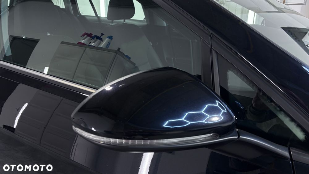 Volkswagen Golf - 15