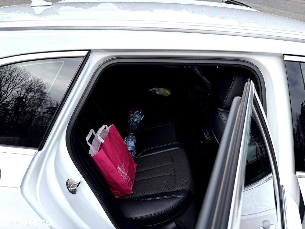 Audi A4 Avant 40 TDI Sport S tronic - 13