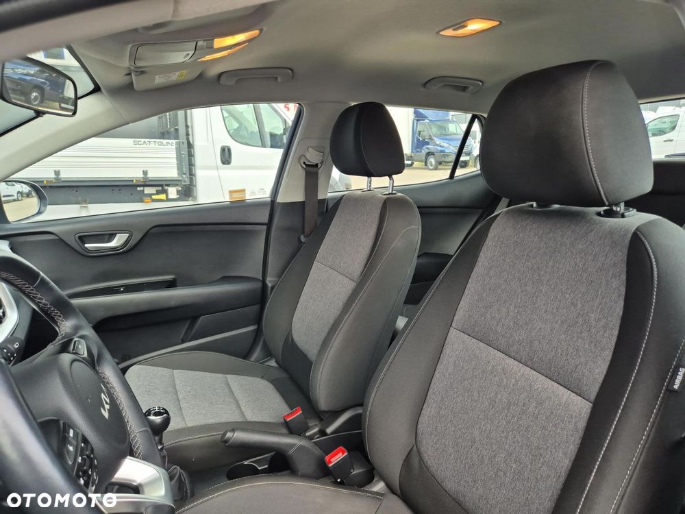 Kia Stonic 1.2 M - 12