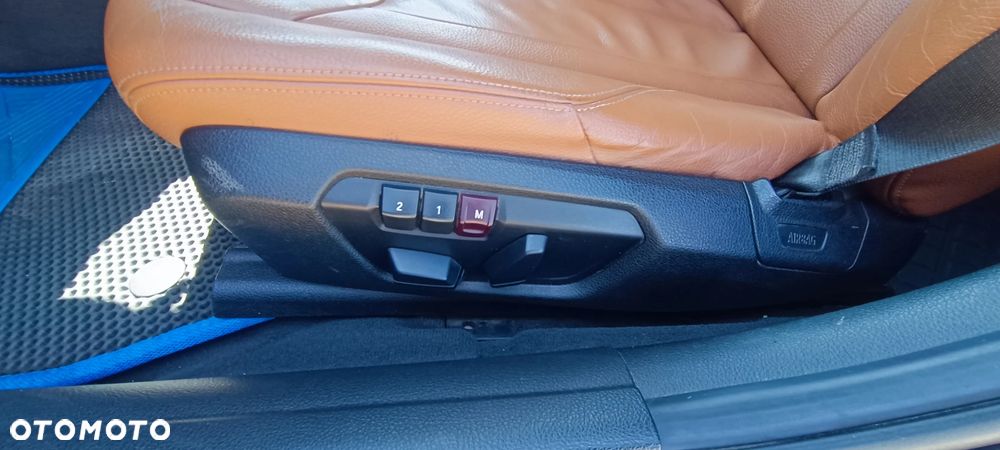 BMW Seria 3 320d xDrive Luxury Line - 6