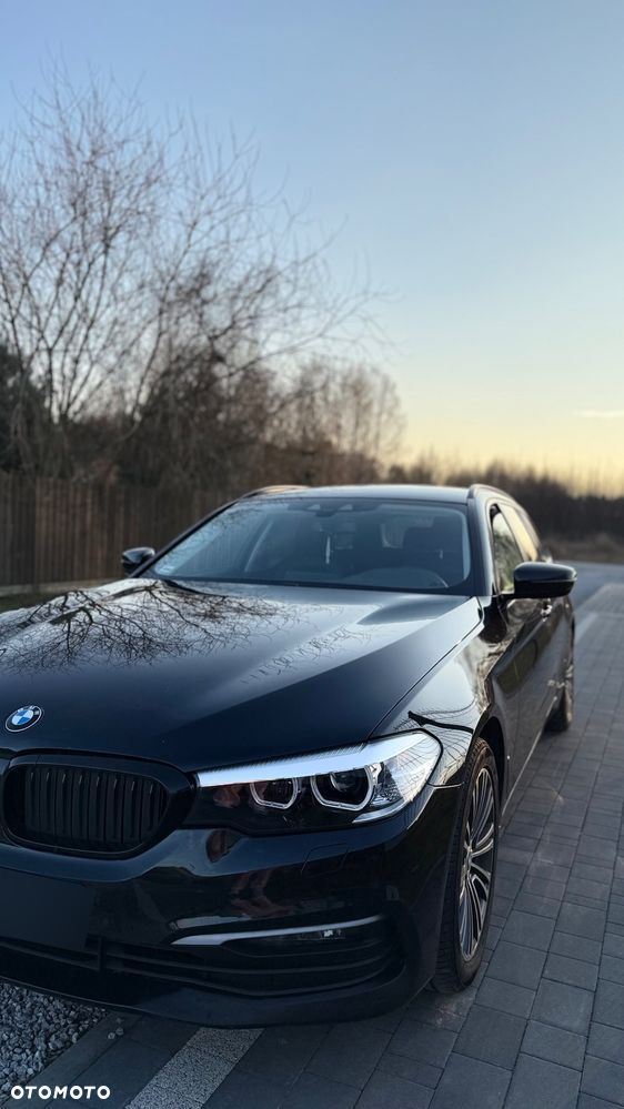 BMW Seria 5 518d - 8