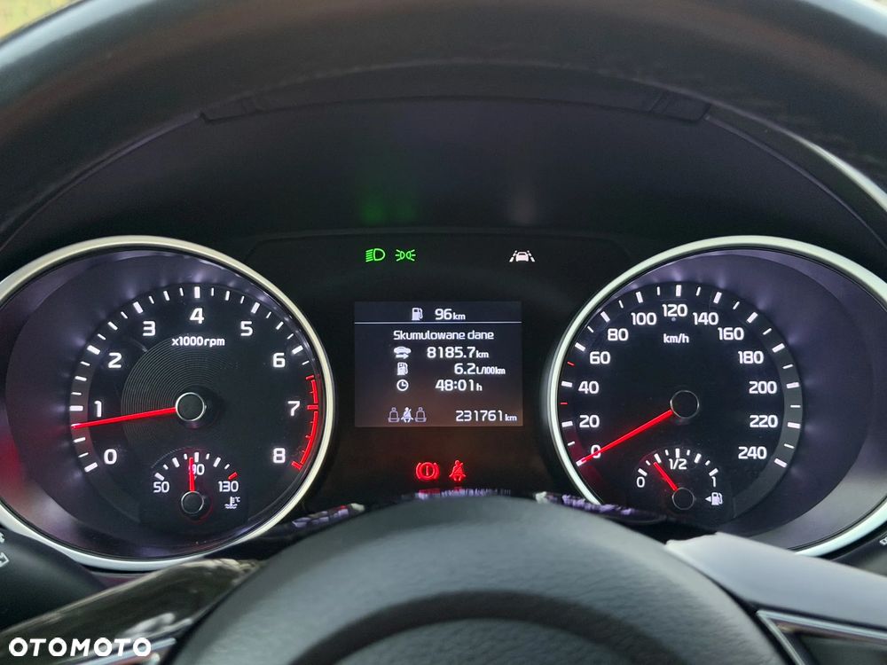 Kia Ceed - 16