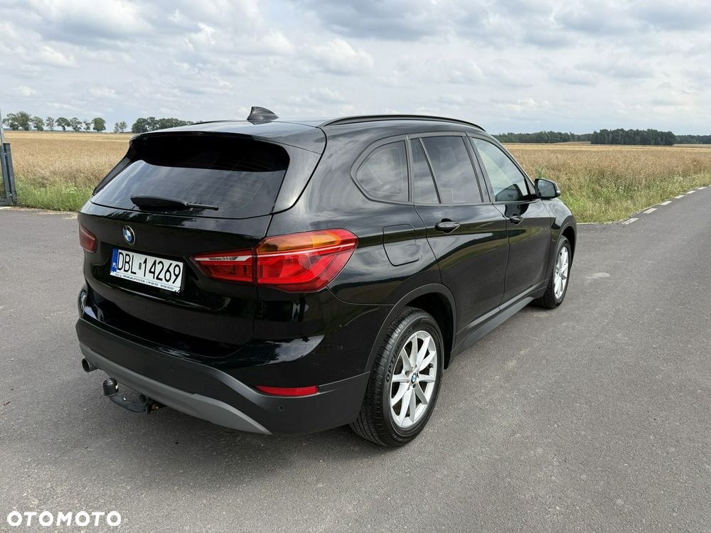 BMW X1 xDrive18d Advantage - 4