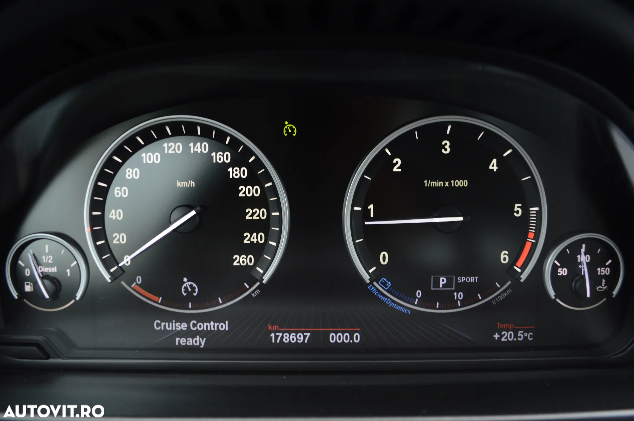 BMW Seria 5 525d xDrive Sport-Aut. - 38