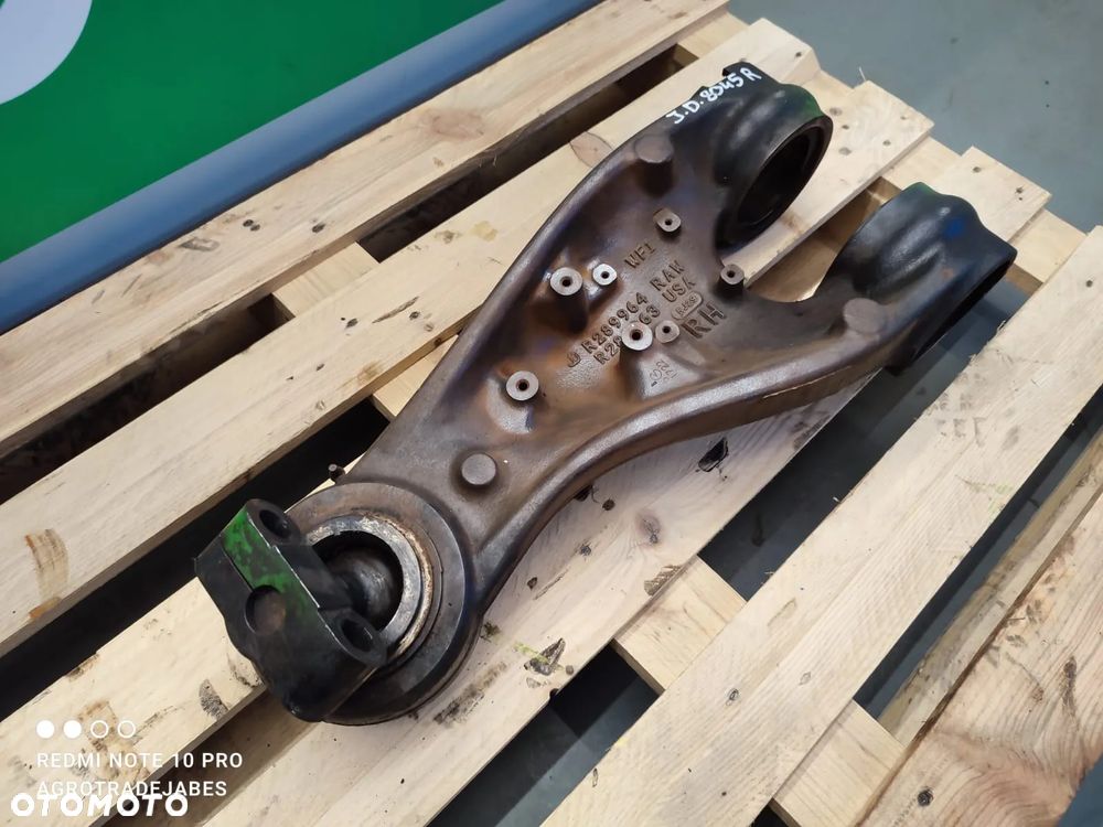 Wahacz górny R289963 John Deere 8345R - 7