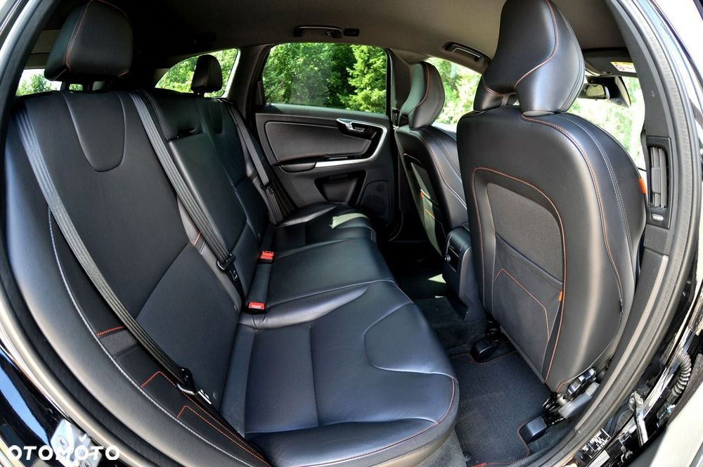 Volvo XC 60 D3 Ocean Race - 9