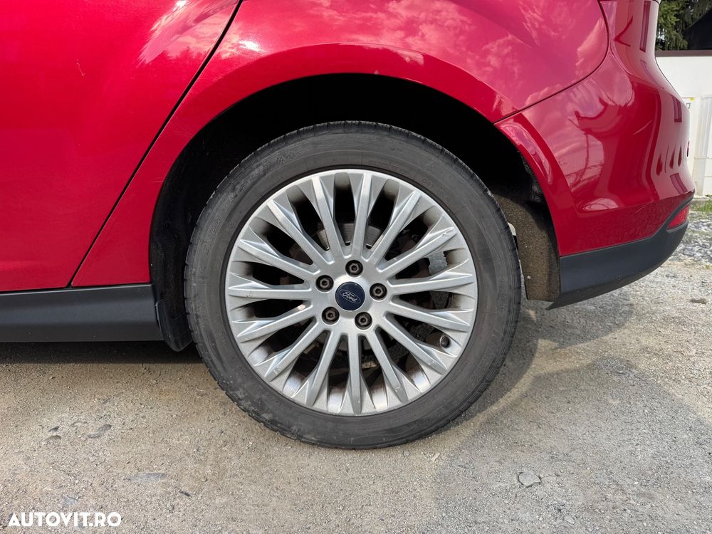 Ford Focus 1.6 TDCI DPF Champions Edition - 5