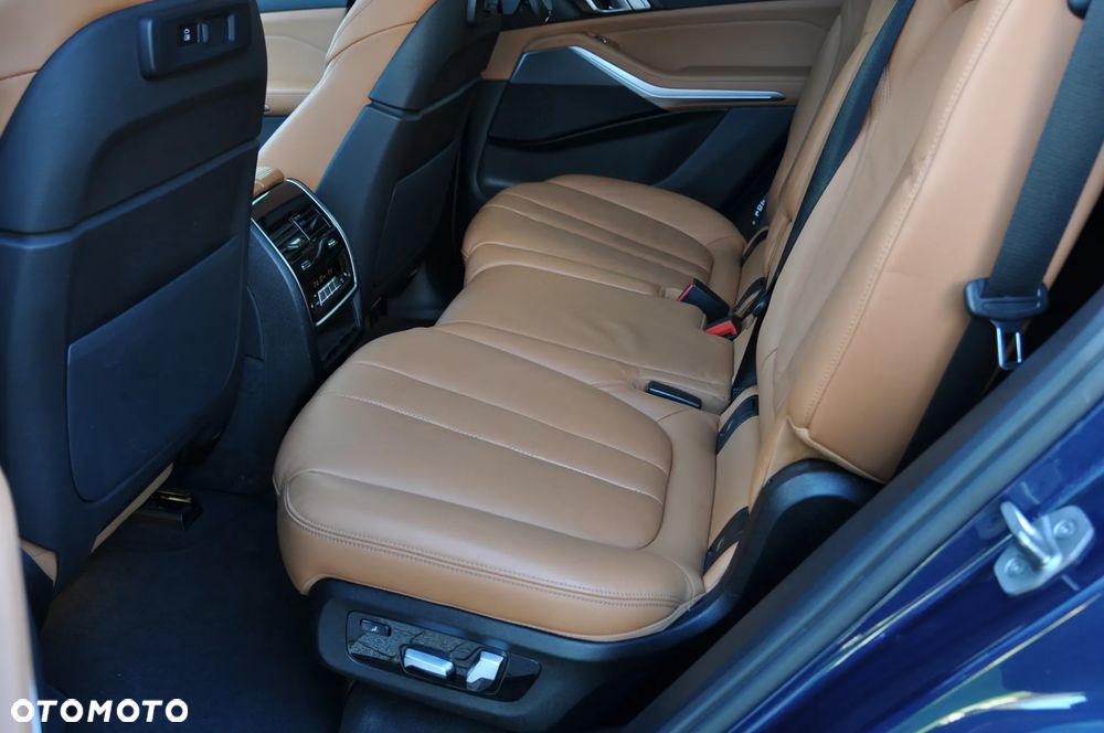 BMW X5 xDrive40i - 15