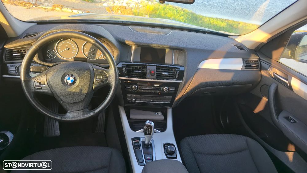 BMW X3 18 d sDrive Ed. L.Style Auto - 4