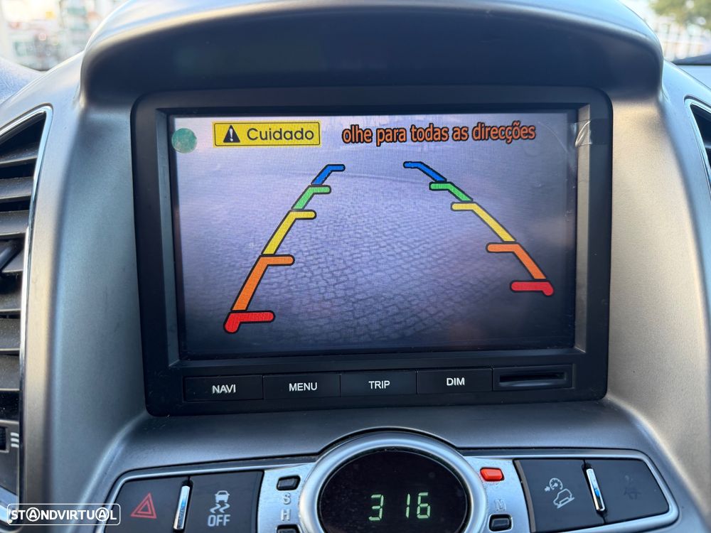 Chevrolet Captiva 2.2 VCDi Seven Xtreme 164g 7L - 35