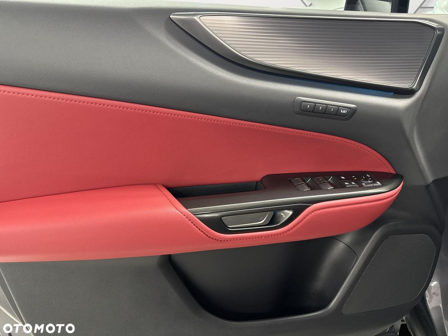 Lexus NX - 17