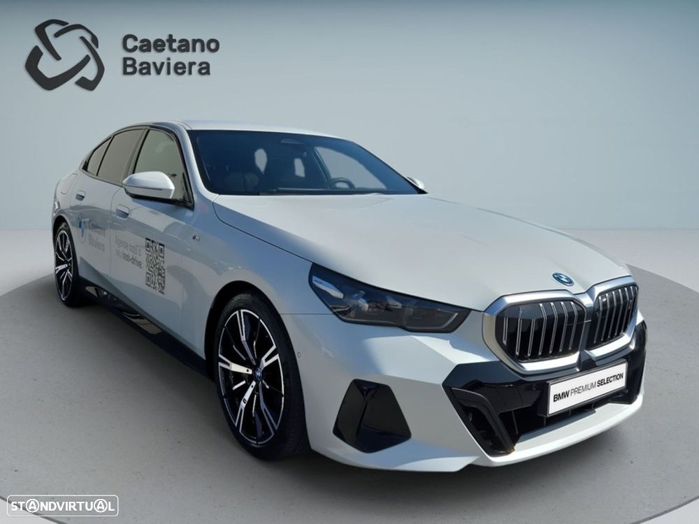 BMW i5 eDrive40 Pack Desportivo M - 10