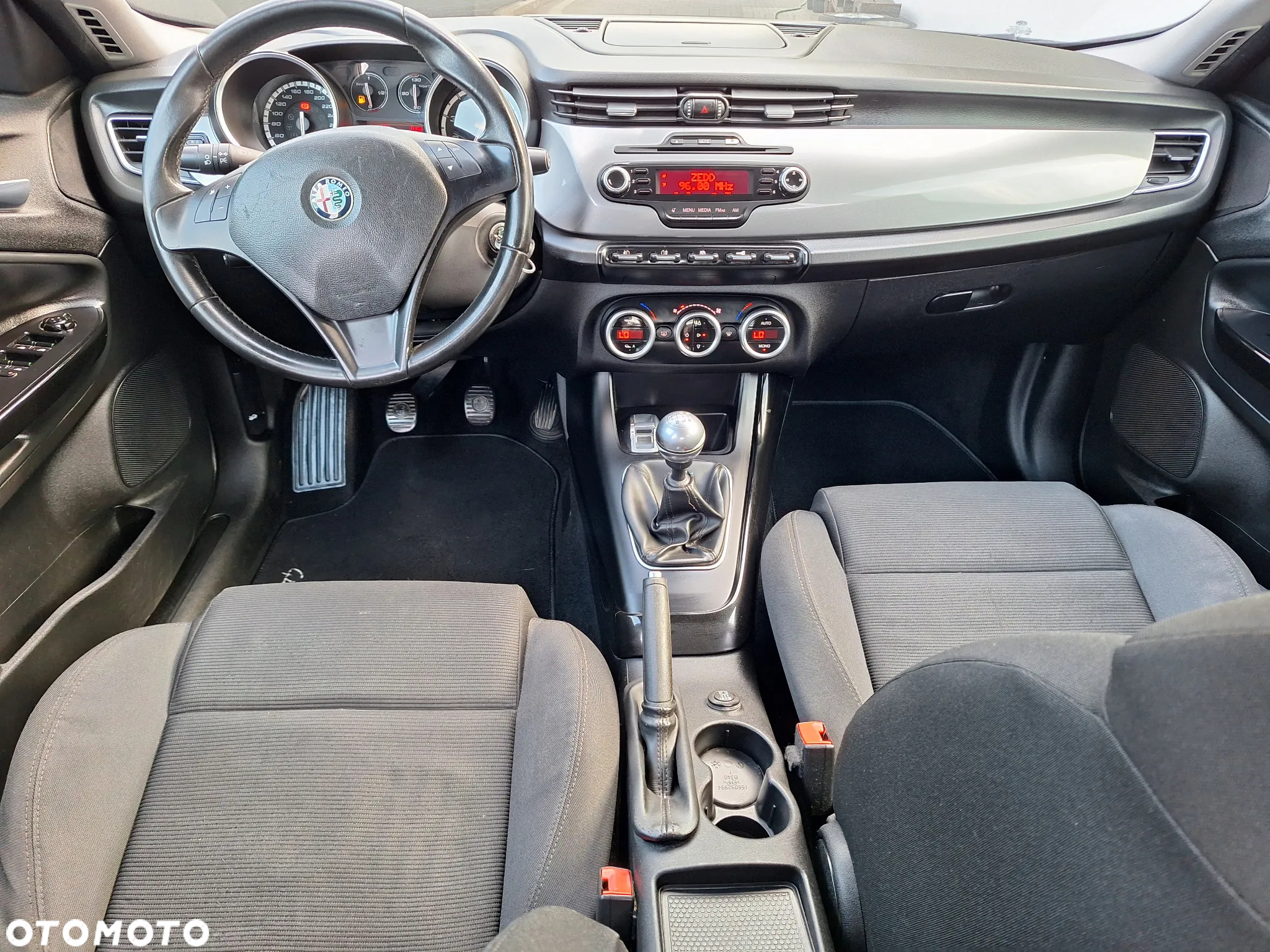 Alfa Romeo Giulietta 1.4 TB 16V Turismo - 4