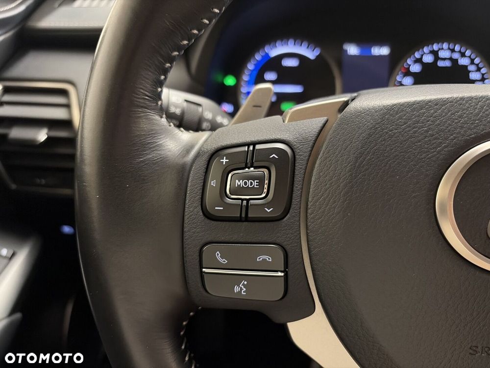 Lexus NX 300h Comfort AWD - 14