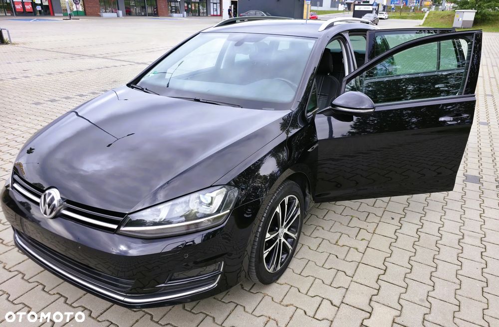 Volkswagen Golf 2.0 TDI BlueMotion Technology Lounge - 14