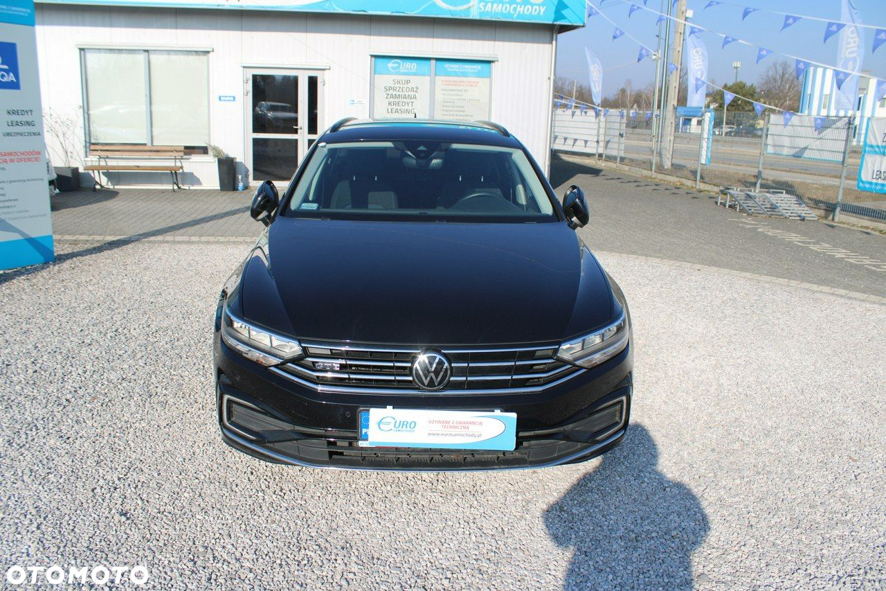 Volkswagen Passat - 3