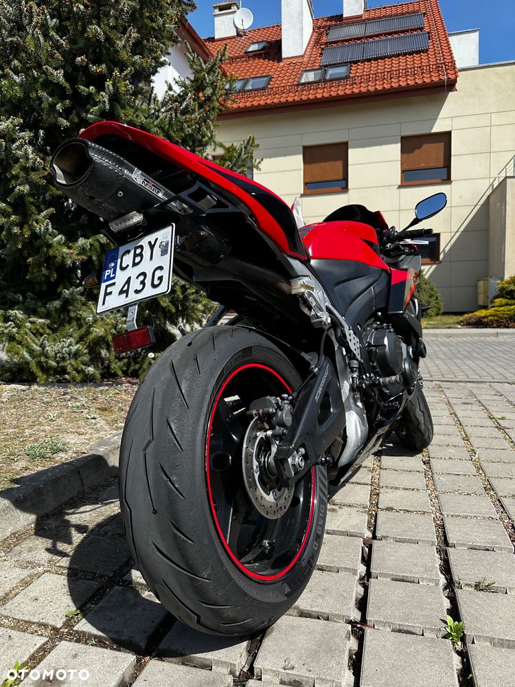Honda CBR - 8