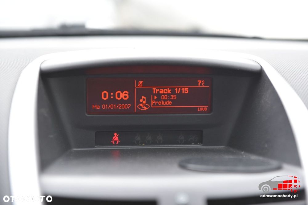 Peugeot 207 - 25