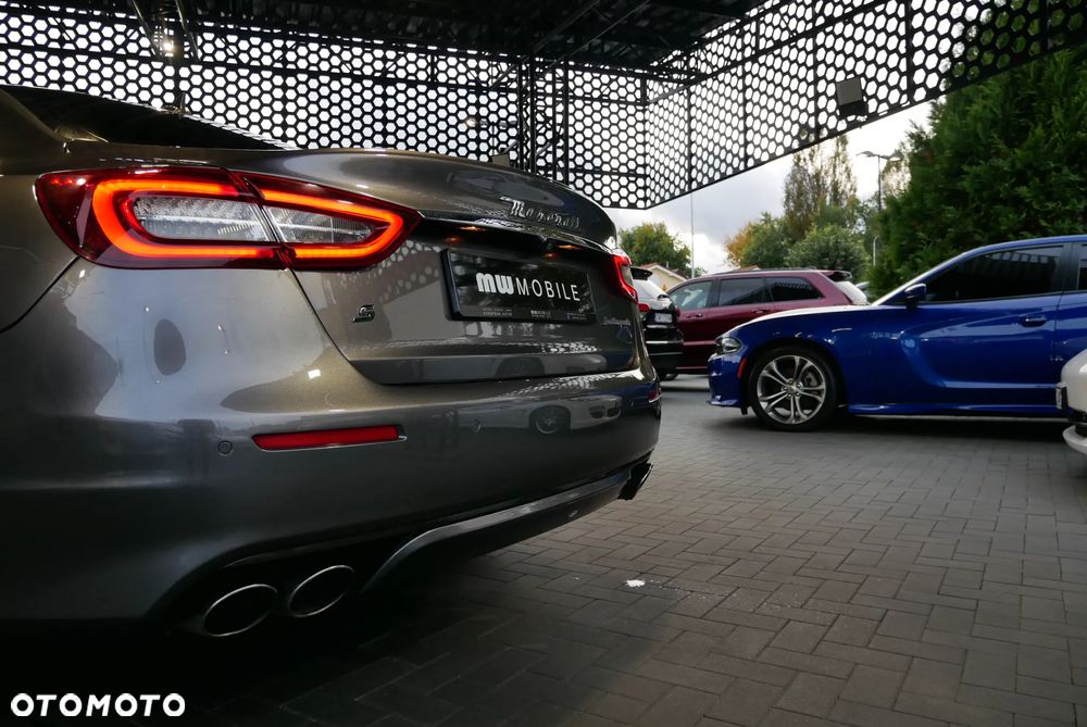 Maserati Quattroporte S - 34