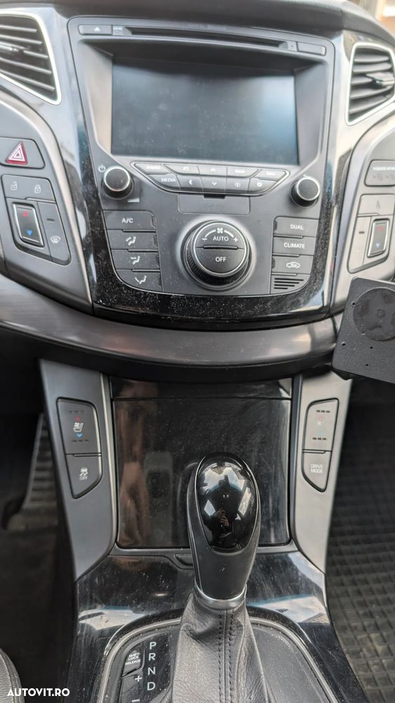 Hyundai i40 1.7 CRDI CW 7DCT Supreme+ - 4