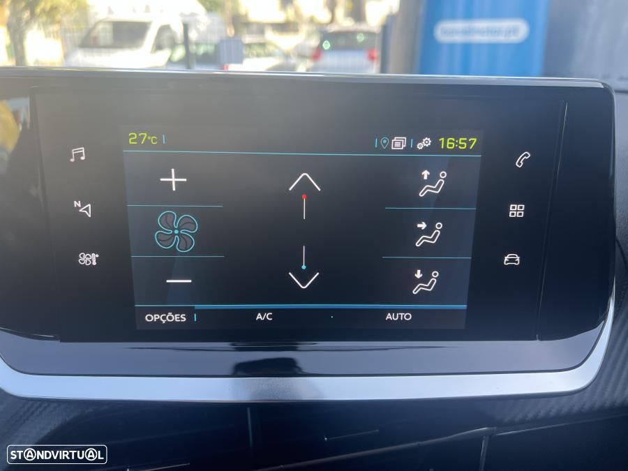 Peugeot e-2008 50 kWh Allure Pack - 38