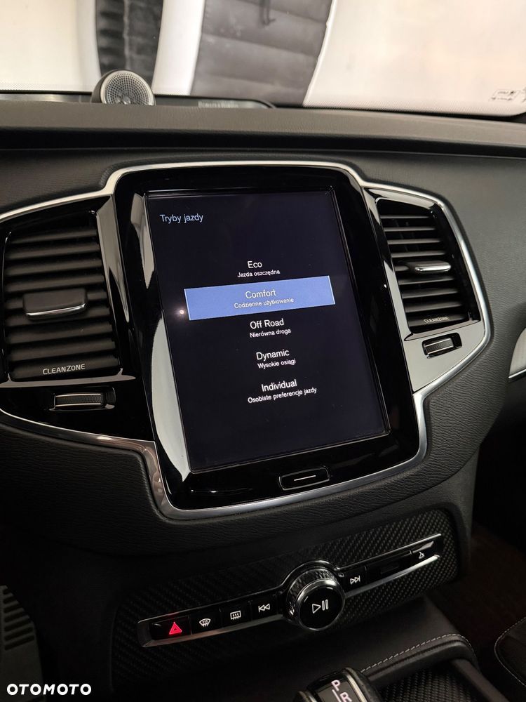 Volvo XC 90 T6 AWD Geartronic RDesign - 22
