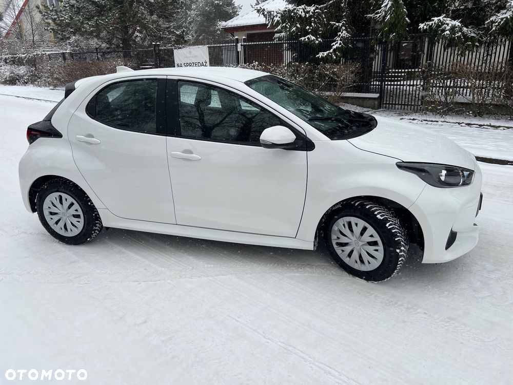 Toyota Yaris Hybrid 1.5 Active - 3