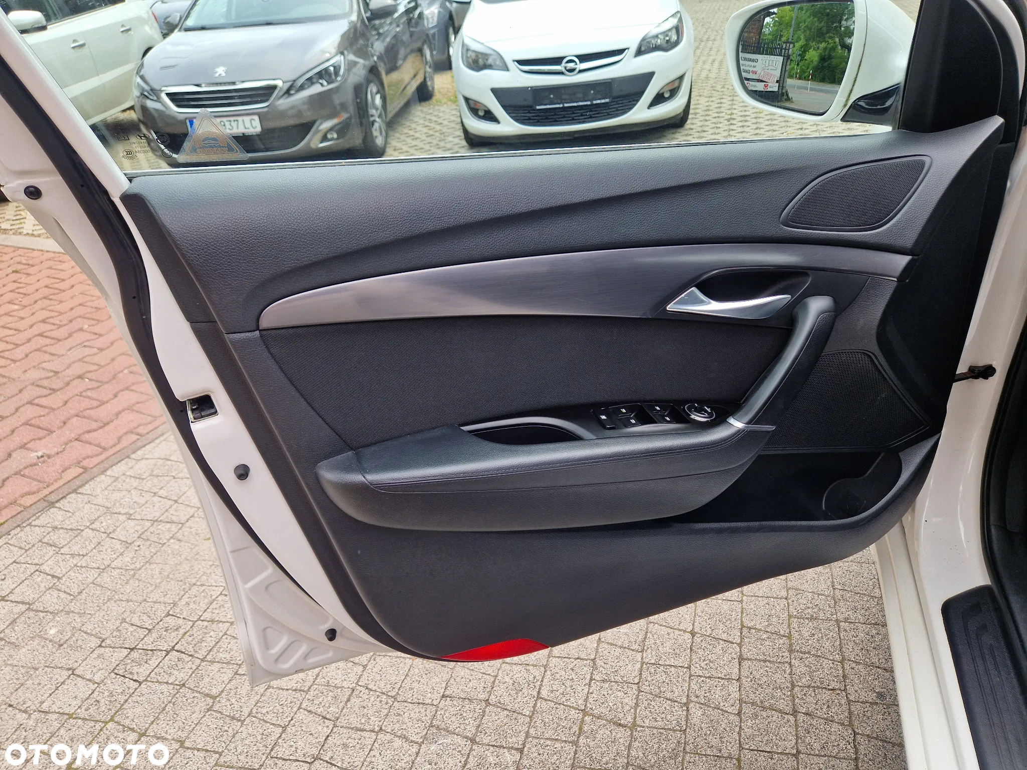 Hyundai i40 Kombi blue 1.6 Family+ - 23