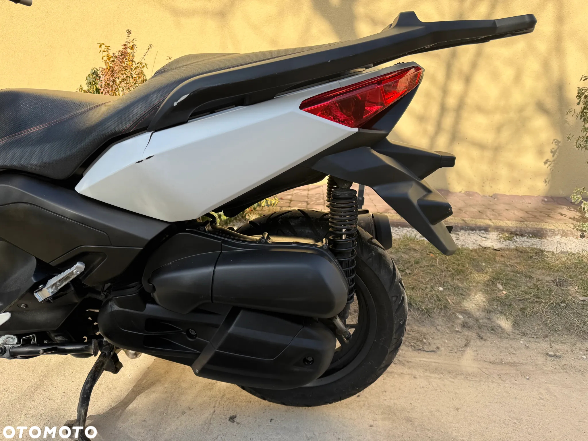 Yamaha X-max - 11