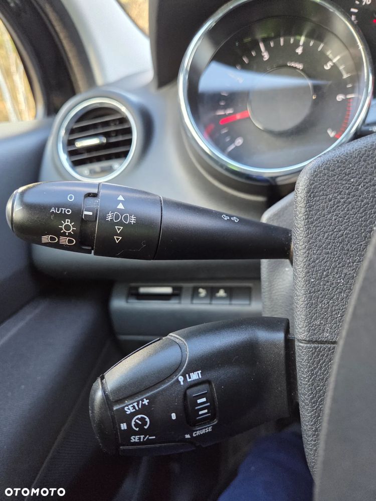 Peugeot 5008 1.6 THP Active 7os - 31