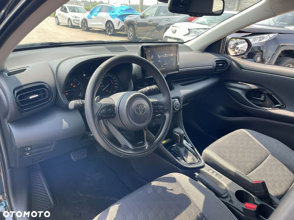 Toyota Yaris 1.5 Comfort CVT - 8