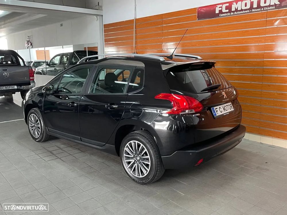Peugeot 2008 PureTech 82 Allure - 2