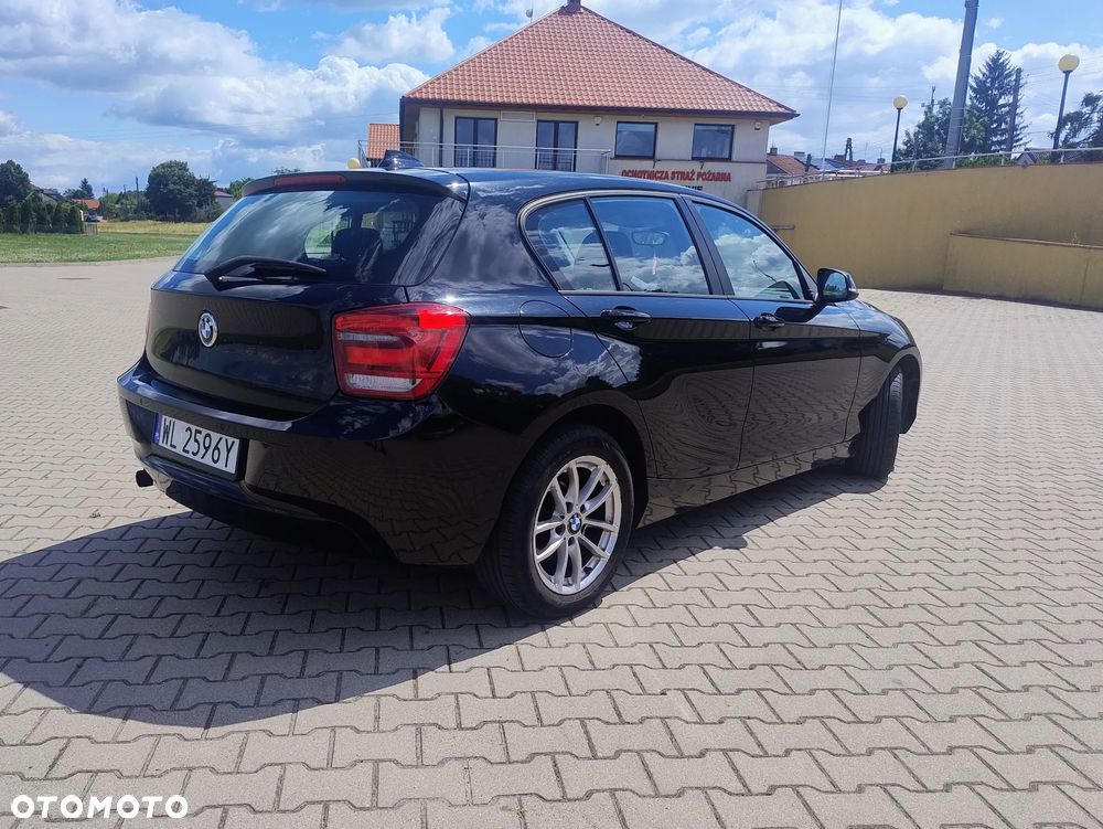 BMW Seria 1 114i - 2