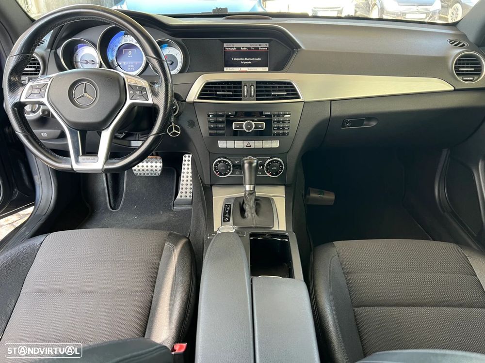 Mercedes-Benz C 220 - 12