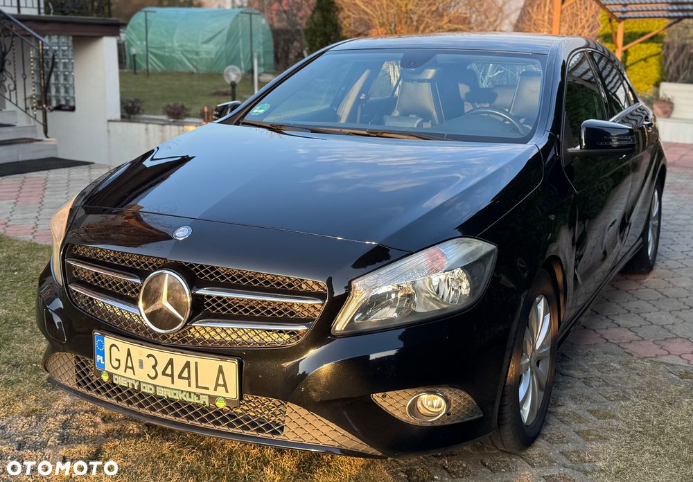 Mercedes-Benz Klasa A 180 BlueEfficiency Edition - 2