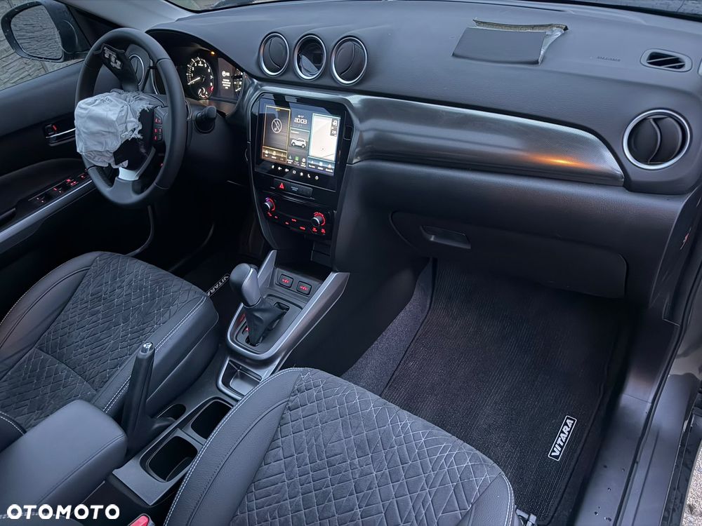 Suzuki Vitara 1.4 Boosterjet Hybrid Automatik Comfort - 14