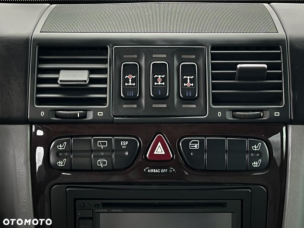 Mercedes-Benz Klasa G 400 CDI Automatik - 25